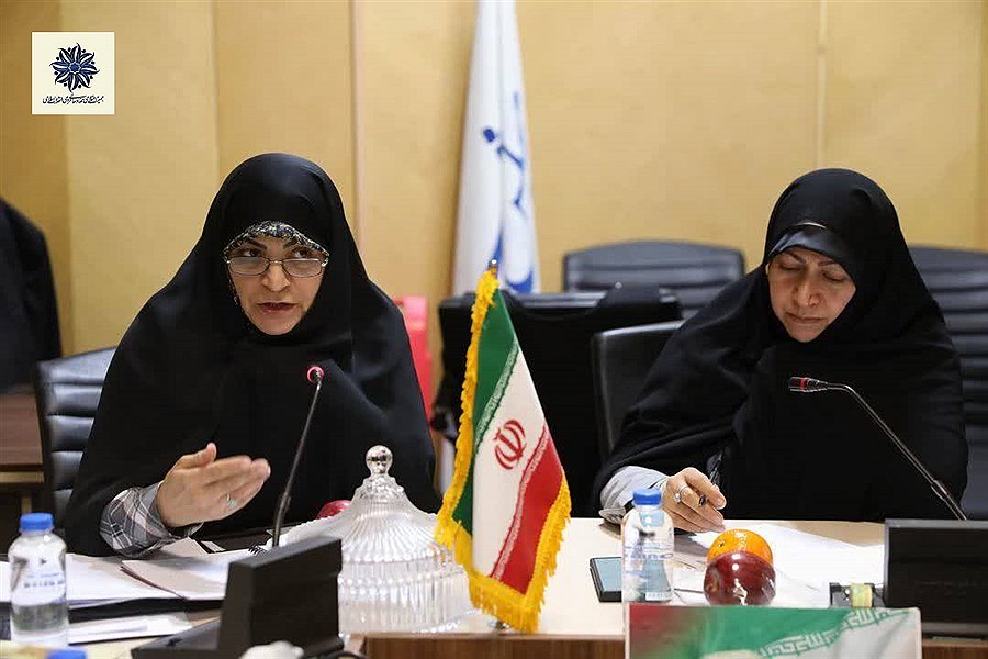 نخستین نشست فراکسیون زنان و خانواده مجلس با محوریت لایحه حفظ کرامت زنان برگزار شد