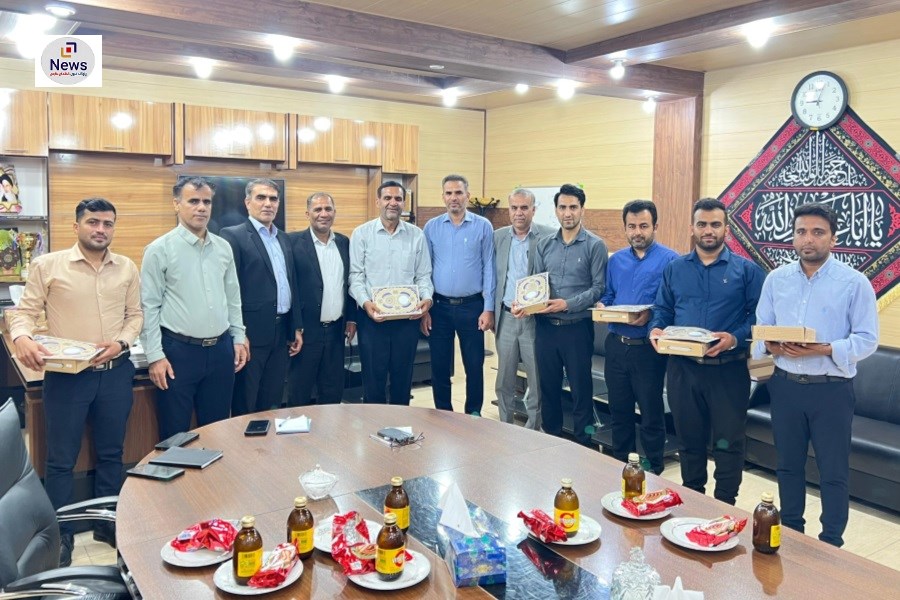 تجلیل از خبرنگاران توسط شهرداری و شورای اسلامی شهر مهر در هفته خبرنگار