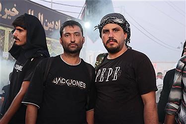 تصویر موکب آبشار عاطفه‌ها در مسیر نجف به کربلا؛ ثبت خاطرات ماندگار اربعین (بخش اول)